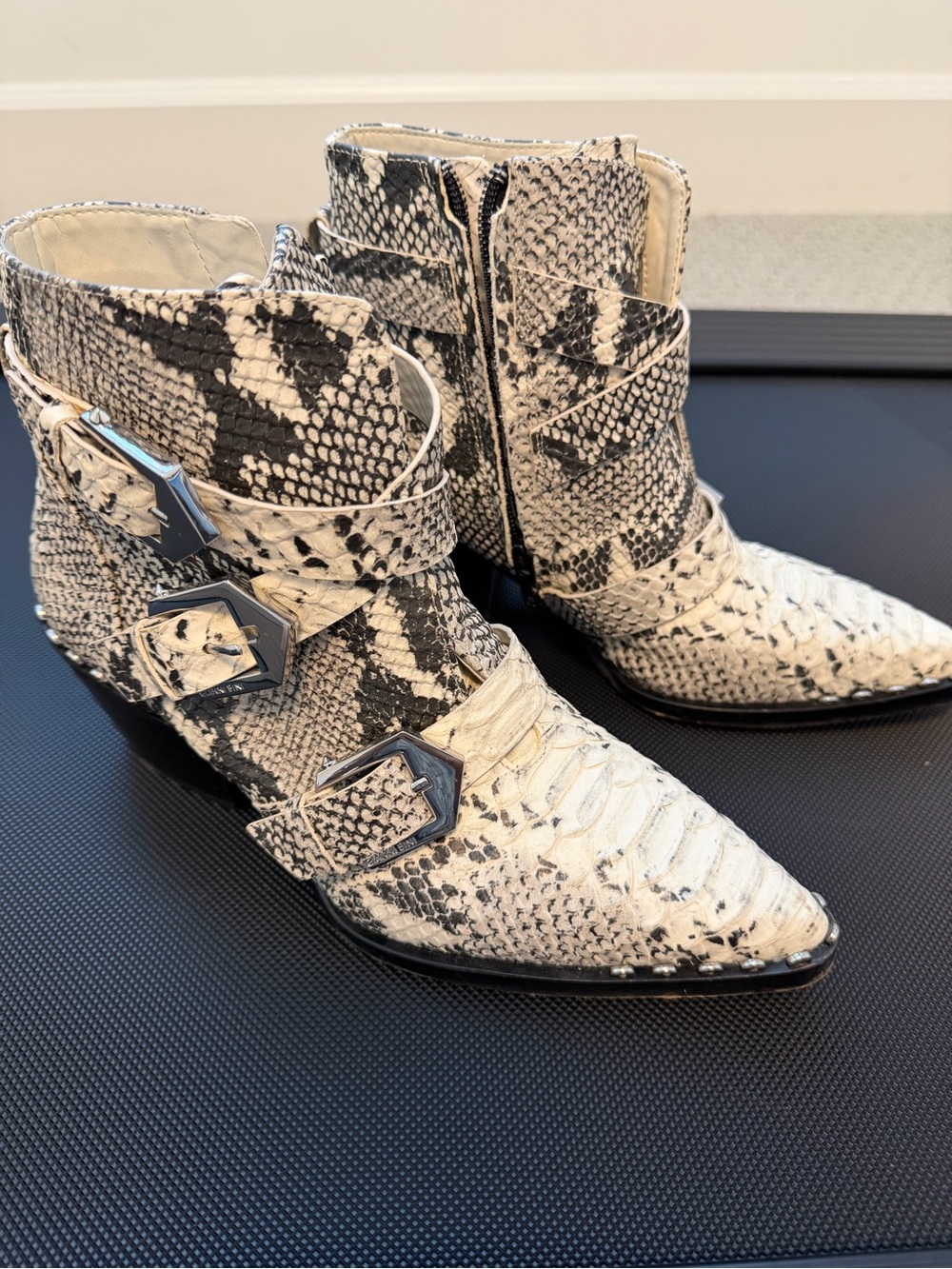 Giani Bernini Black and White Snake-Print Pointed Ankle Boots